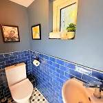 Serene Asian-inspired With Garden & Parking Bristol