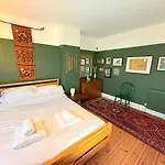 Serene Asian-inspired With Garden & Parking Σπίτι διακοπών Μπρίστολ